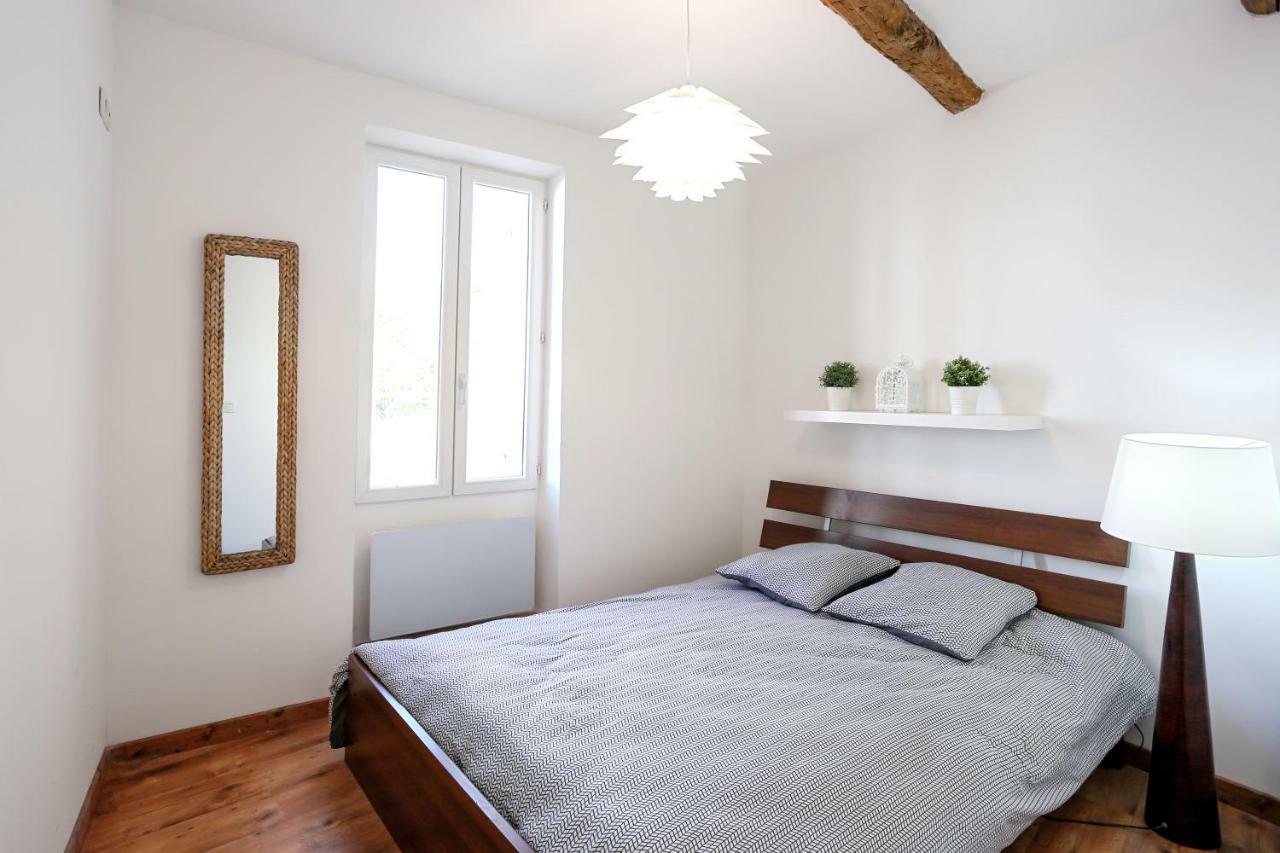 Gregbnb - T2 Cosy Et Design - Parking Inclus - Wifi - 15min Gare Apartment